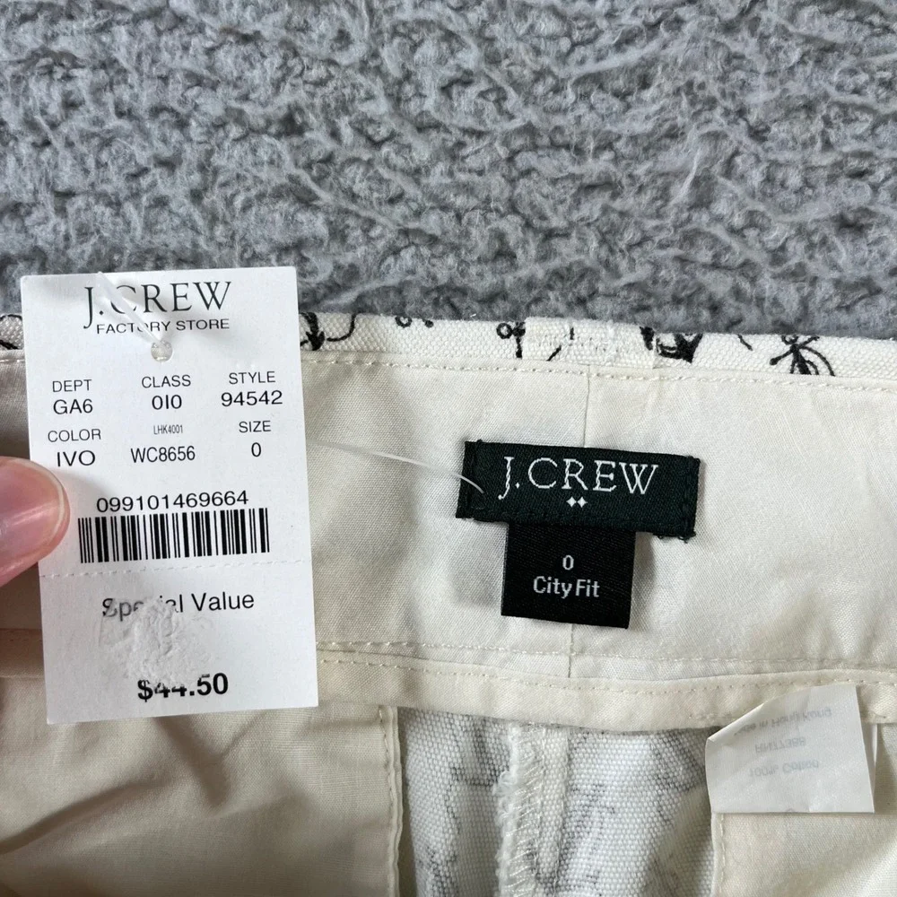J.Crew Factory Women Ivory Anchor Print City Fit Cotton Shorts Size 0 NWT - Picture 3 of 11